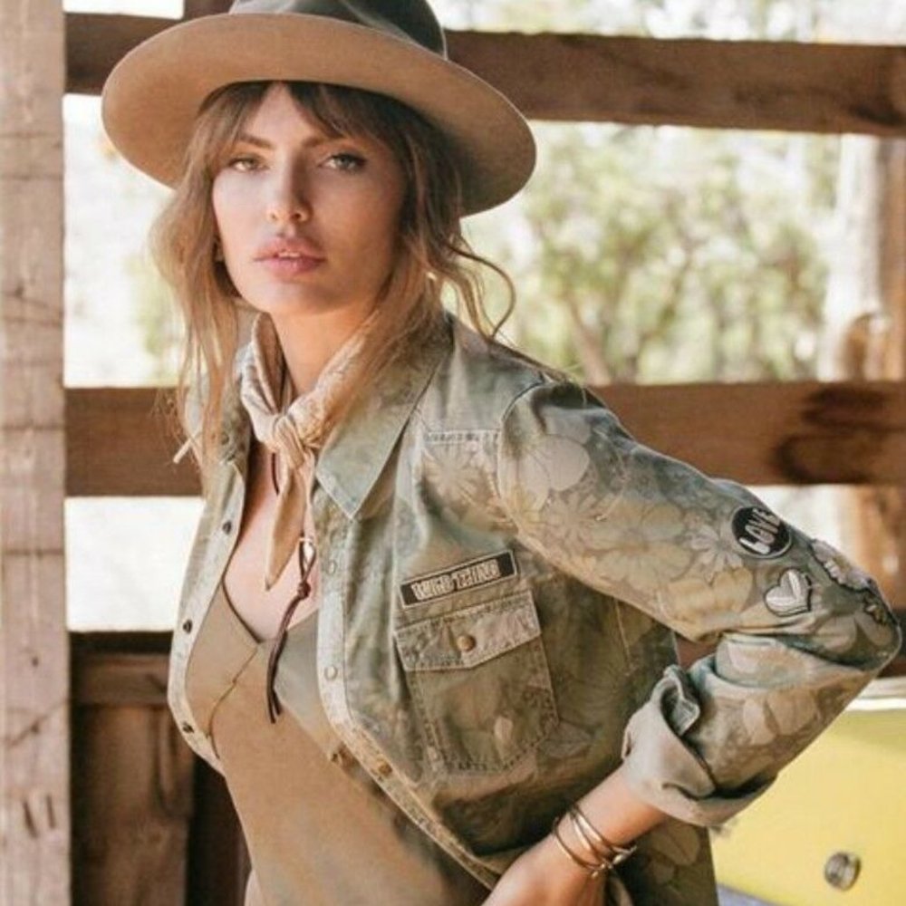 NWT Spell & the Gypsy Collective Designs Eden Camo Jacket Sz XS